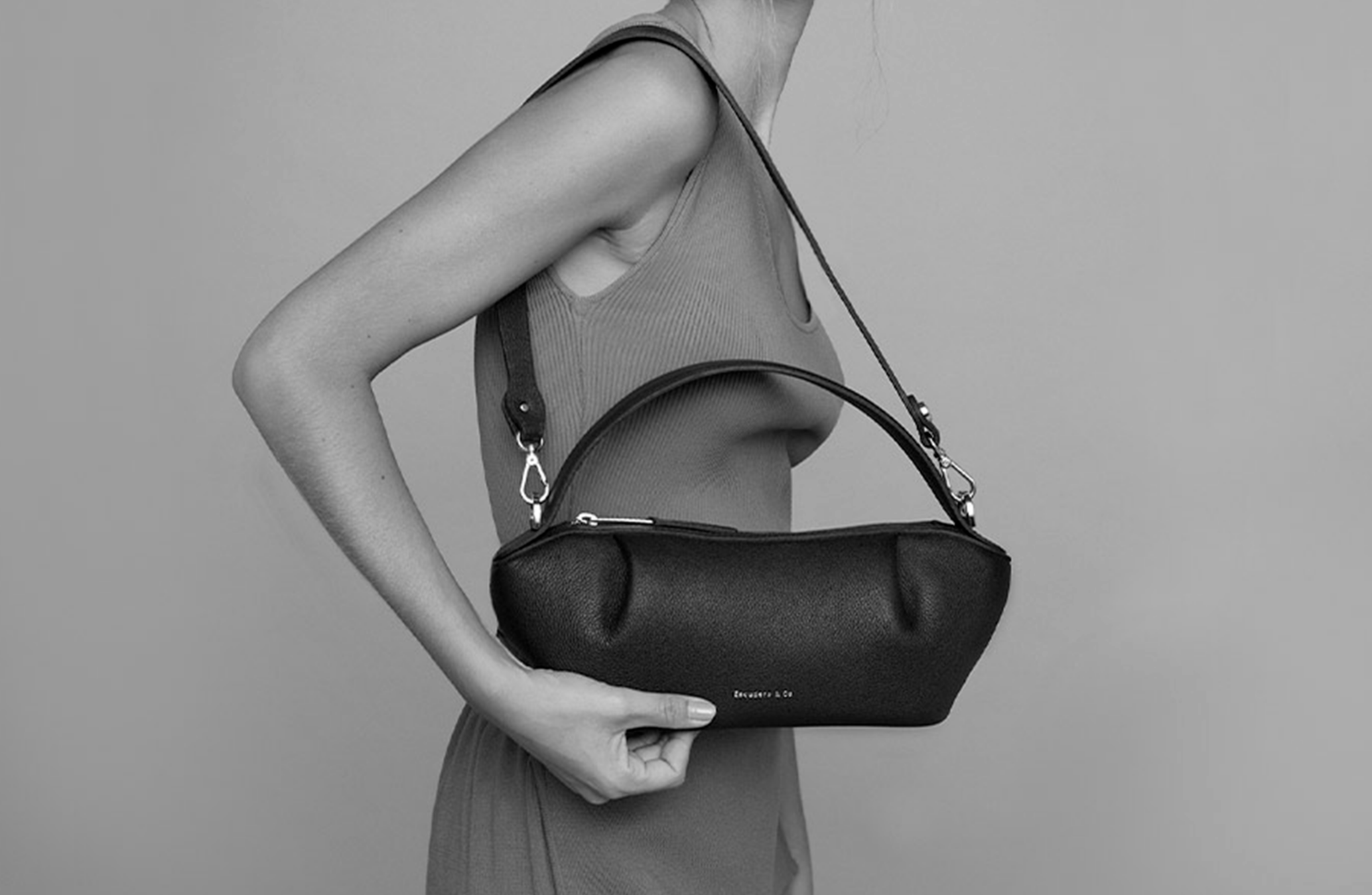 Apresentamos • Bolsa Ella - Escudero & Co