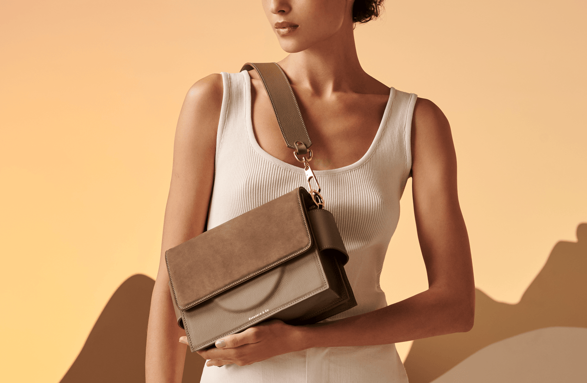 BAG FRIDAY • CARTA ABERTA • 22 - Escudero & Co