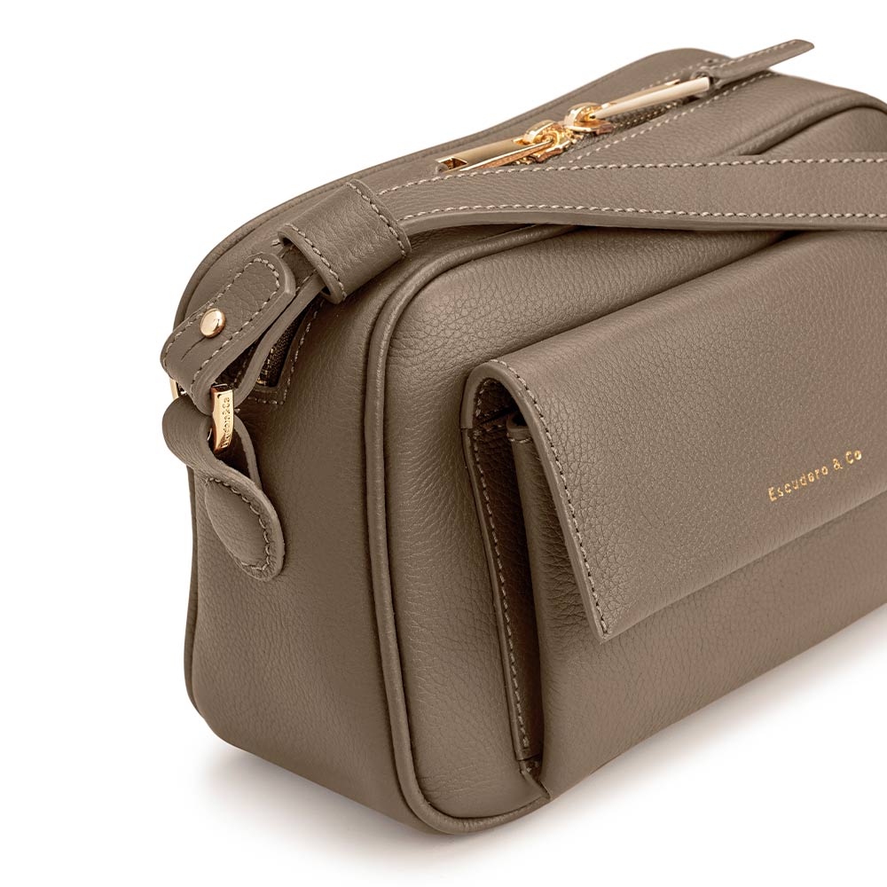 escudero-bolsa-mini-adele-oliva-feminina-couro