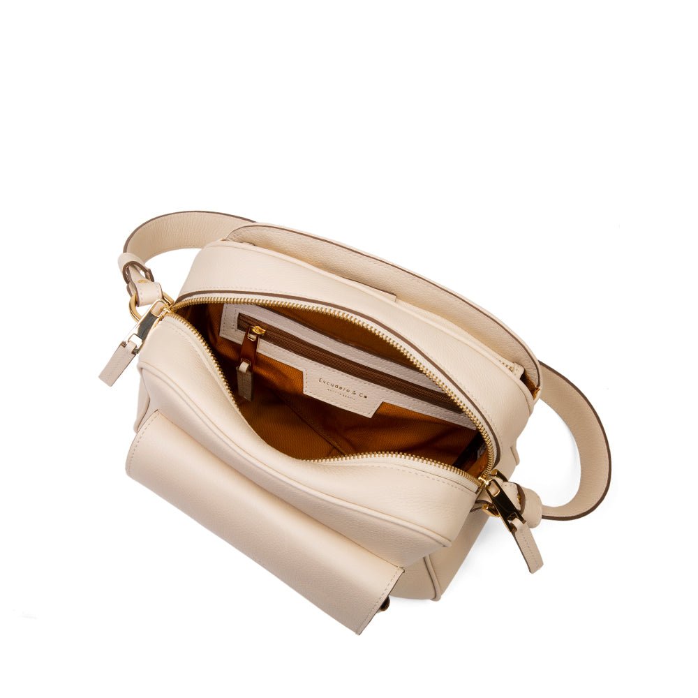 escudero-bolsa-adele-off-white-feminina-couro-media