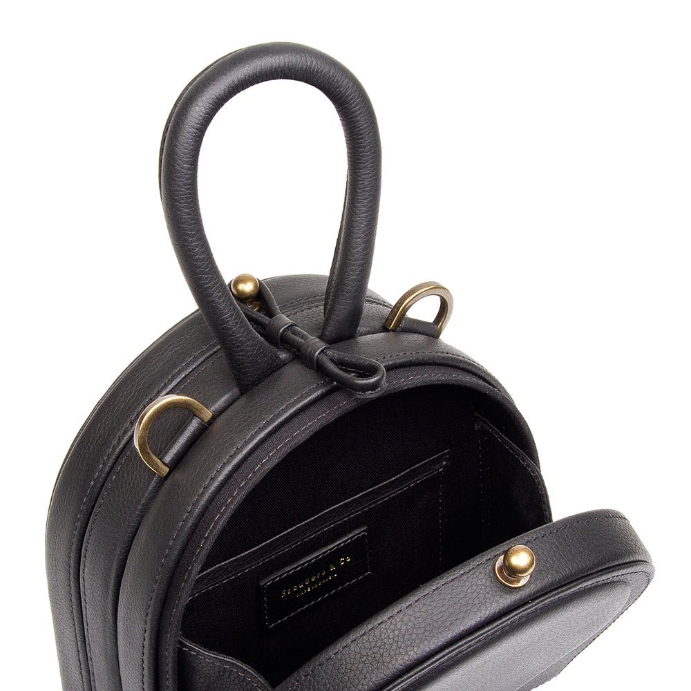 Bolsa Amalie - Escudero & Co