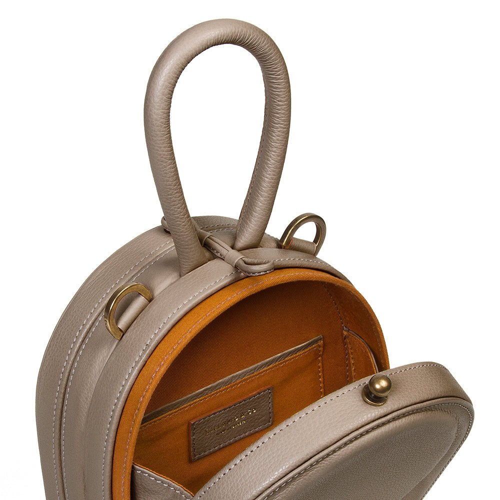 Bolsa Amalie - Escudero & Co