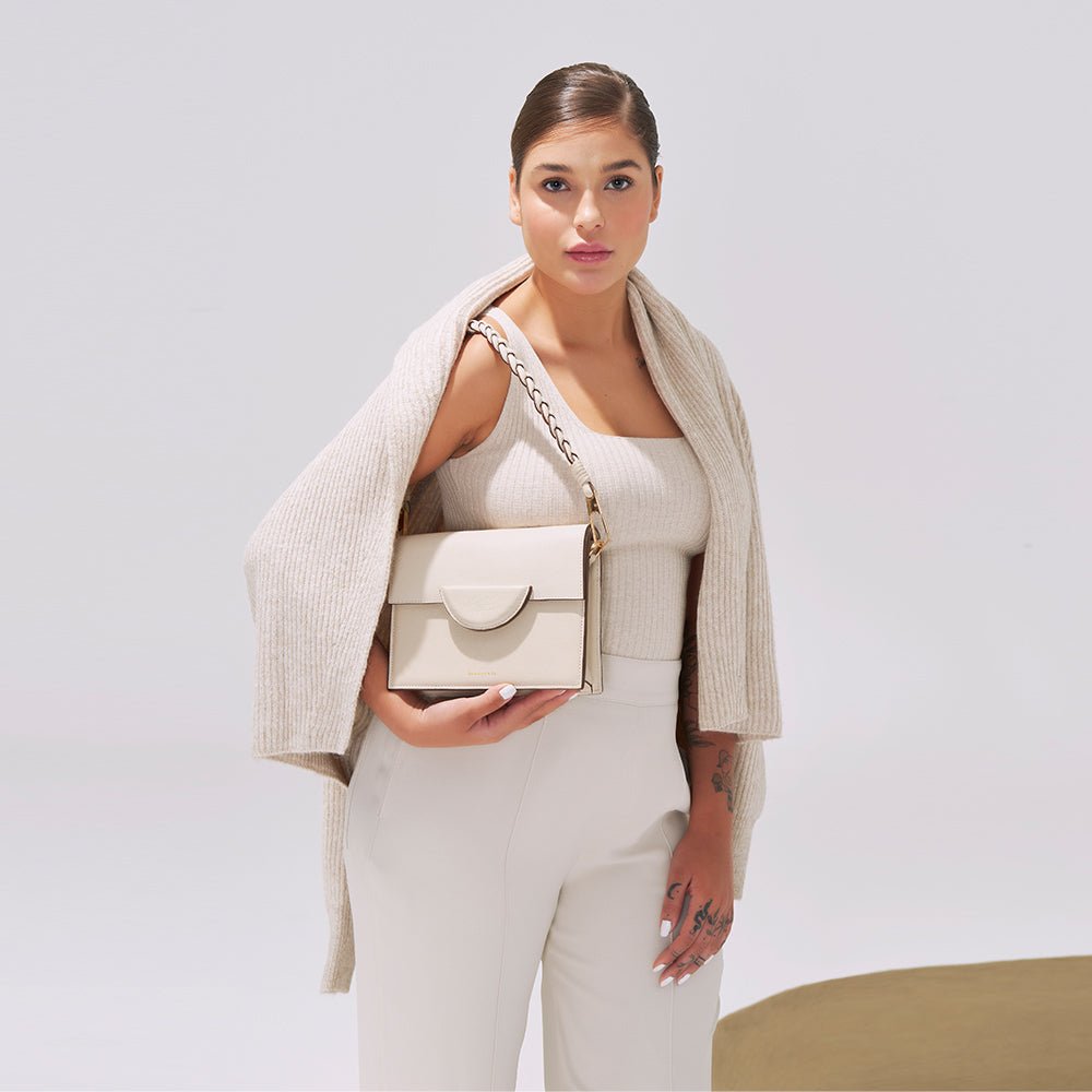 Bolsa Luna - Escudero & Co