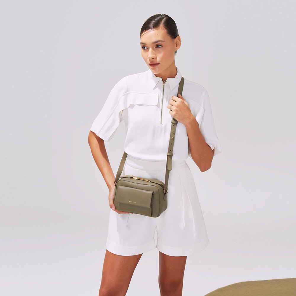 escudero-bolsa-mini-adele-oliva-feminina-couro